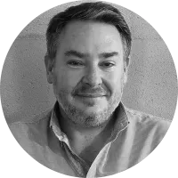 Richard JVVuuren Headshot