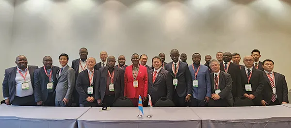 JOGMEC participated in MI24 - Group Photo with the Ministry of Mines JOGMEC participated in MI24 - Group Photo with the Ministry of Mines