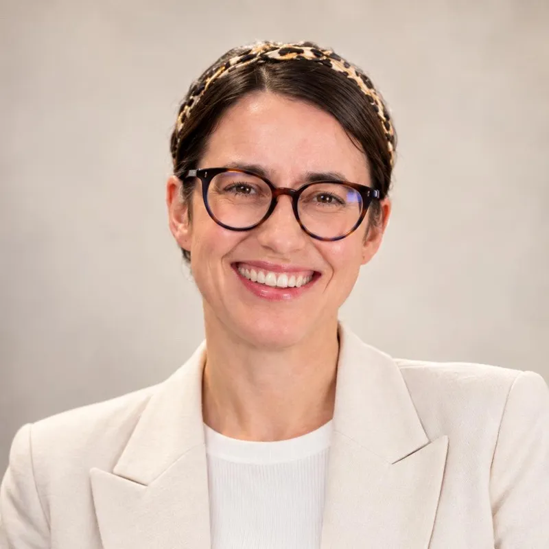 Kathryn Barnard Headshot